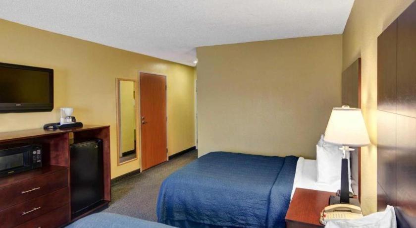 Quality Inn & Suites Grand Prairie Exterior foto